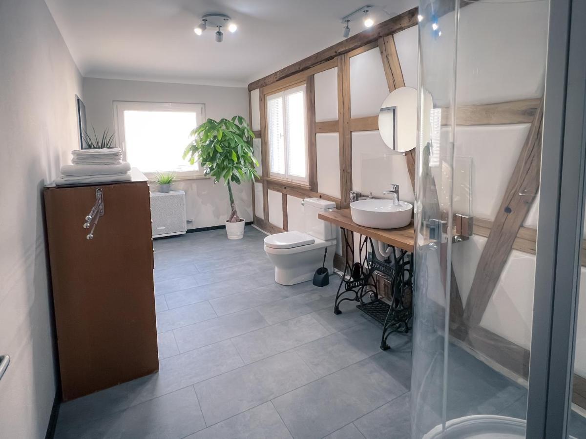 E10-Apartment Neuhausen auf den Fildern Экстерьер фото
